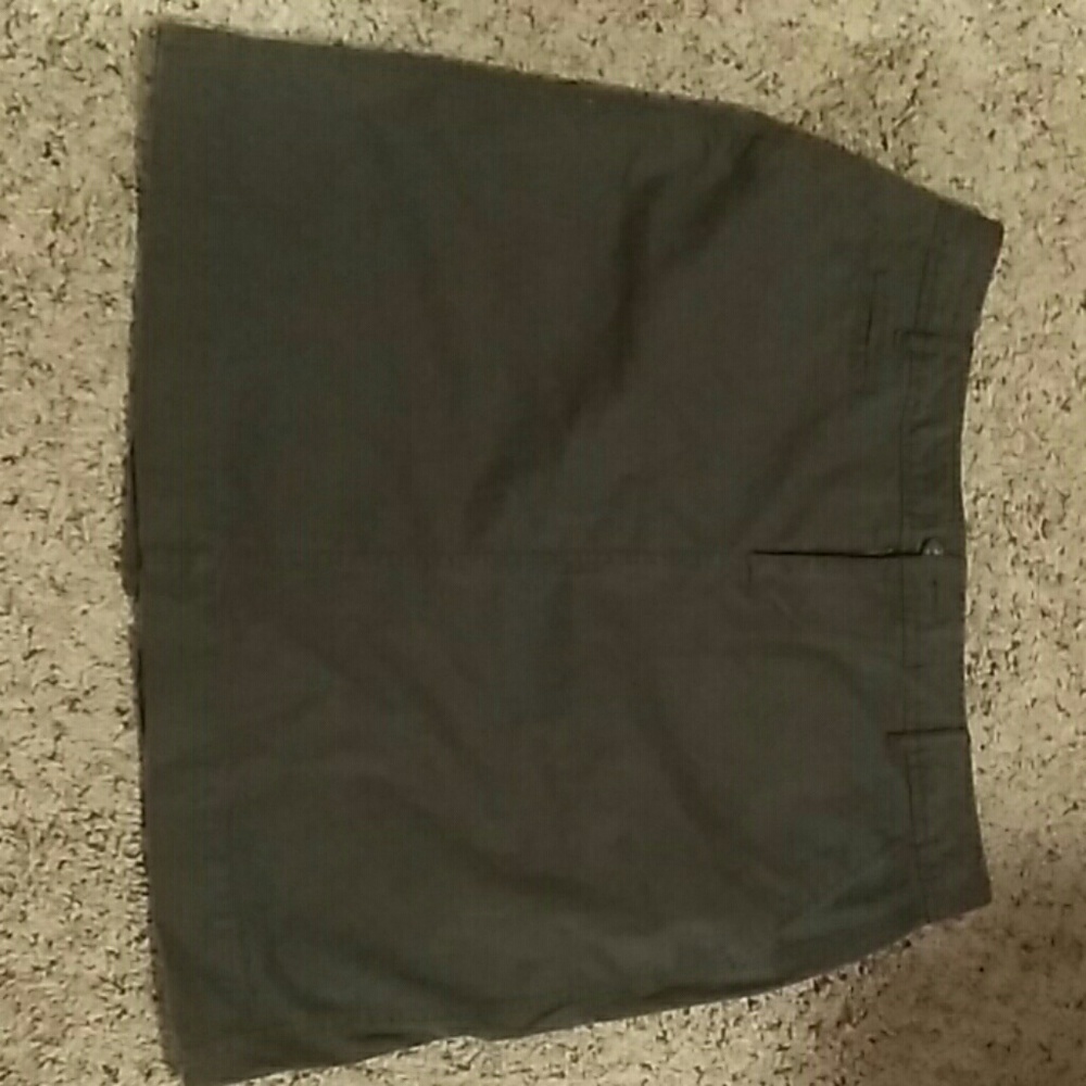 Old navy skirt. Size 12.